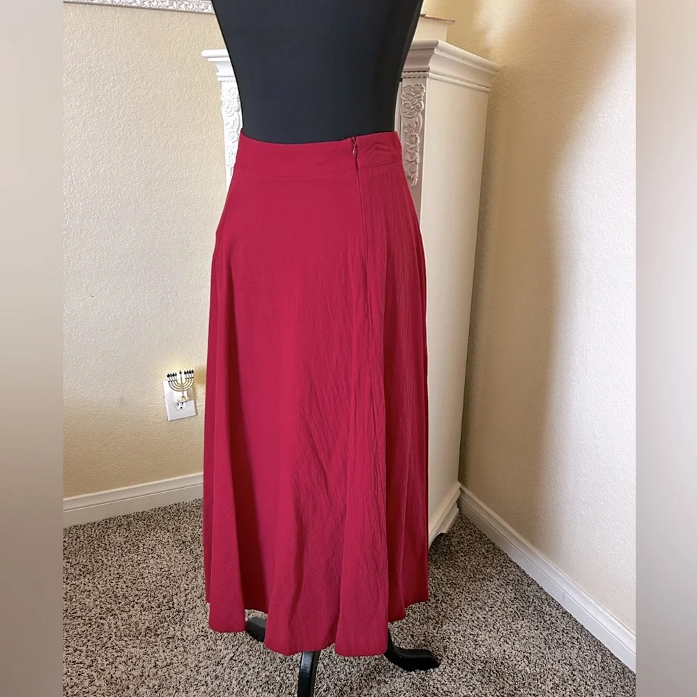 SHEIN Red Skirt - Picture 5 of 6